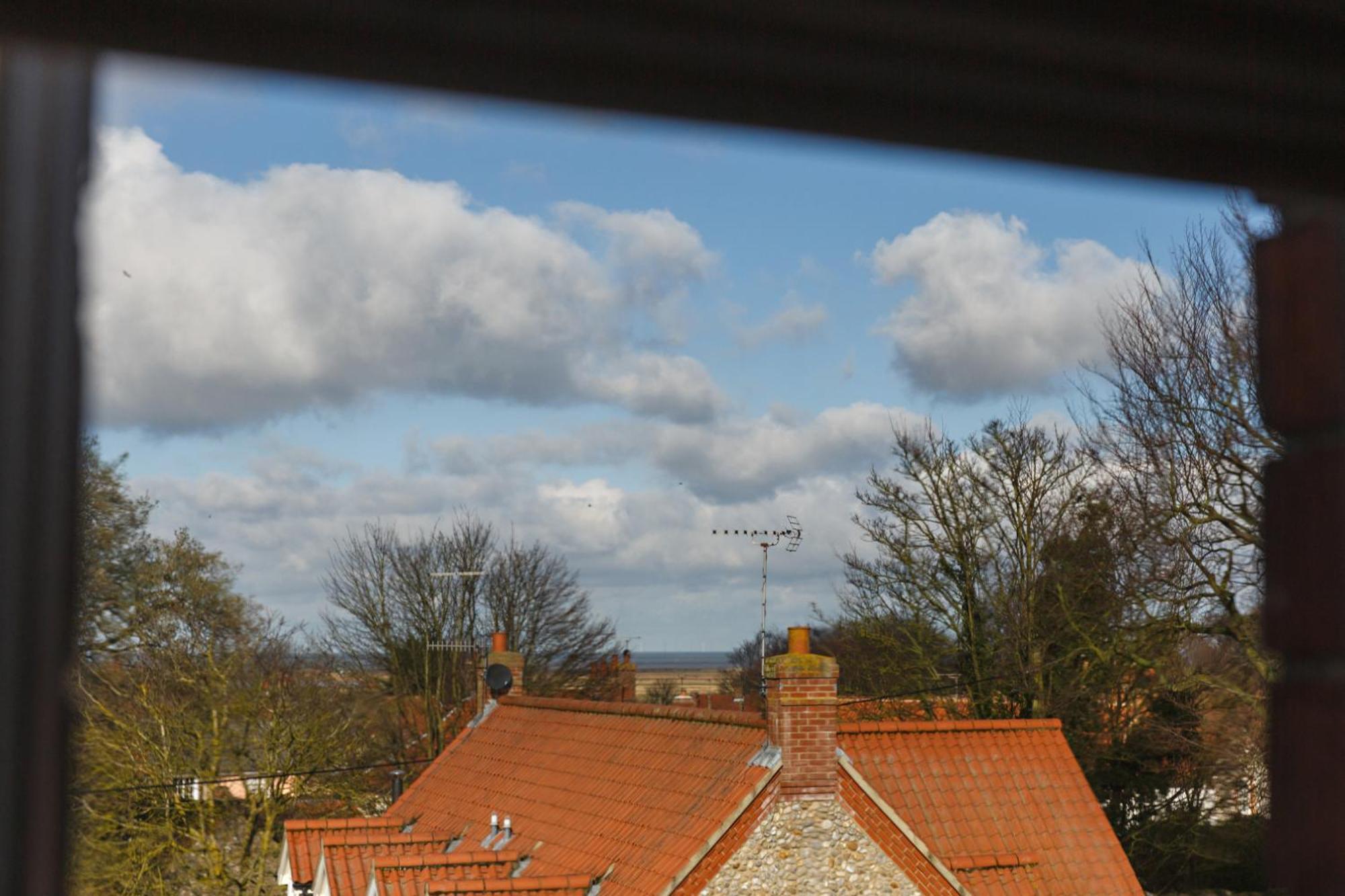 Blakeney House Room photo