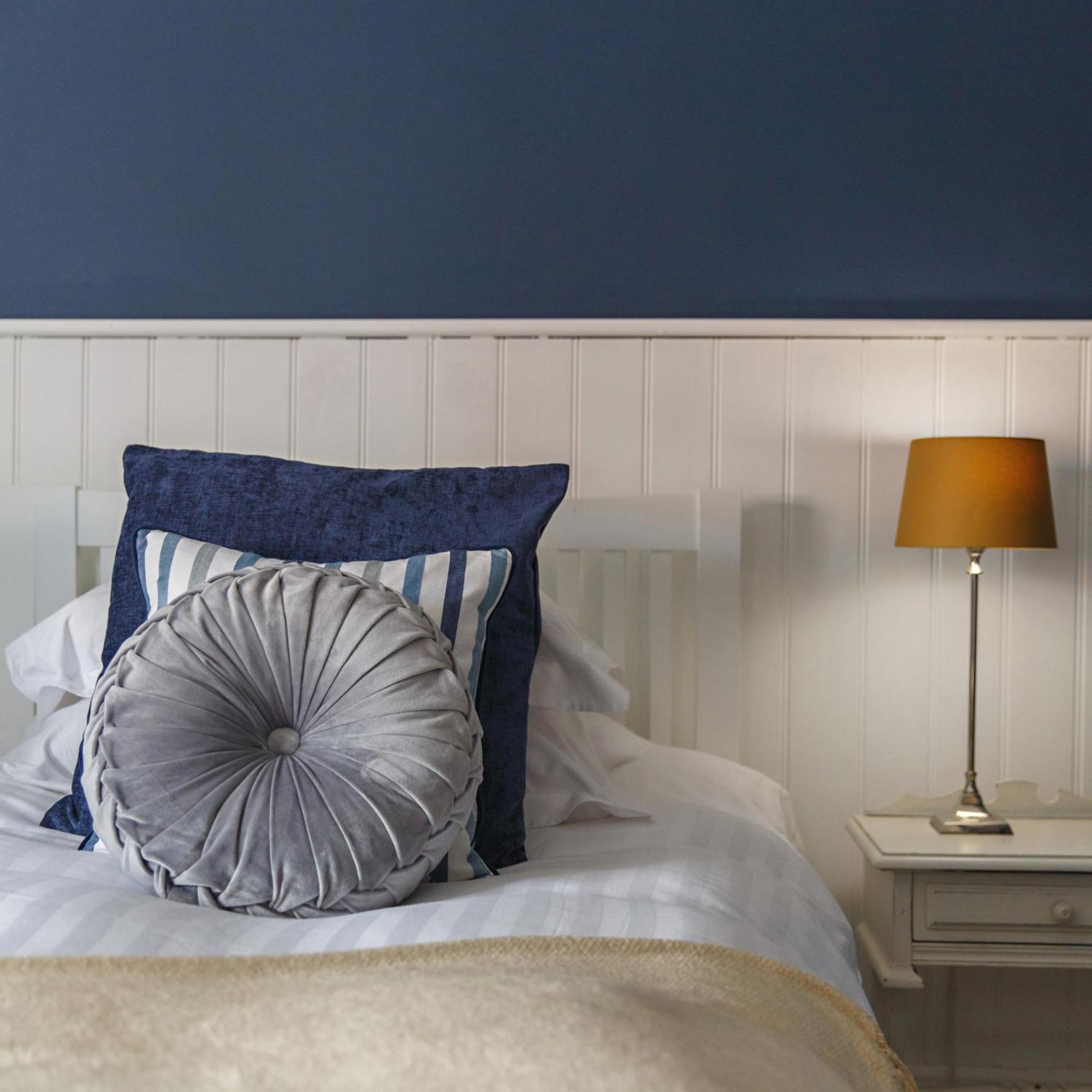 Blakeney House Room photo