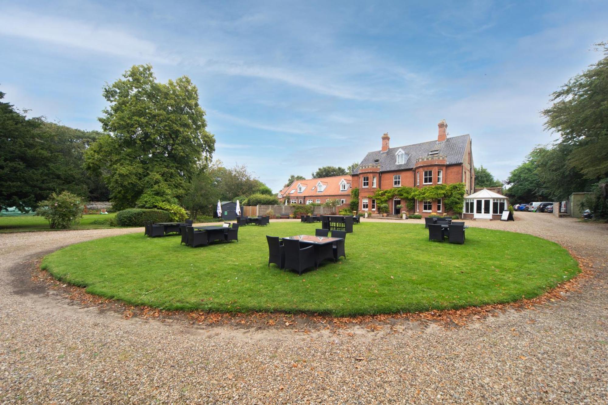 Blakeney House Exterior photo