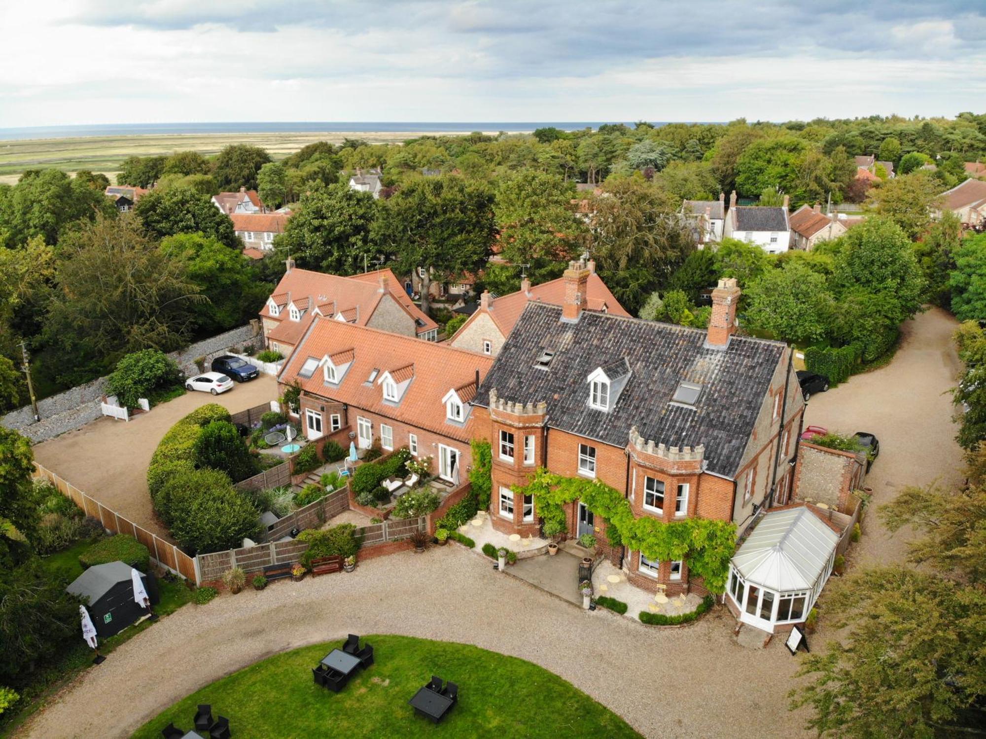 Blakeney House Exterior photo